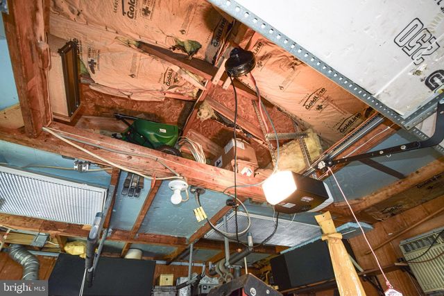 21 RIGHT AILERON, Baltimore, MD 21220