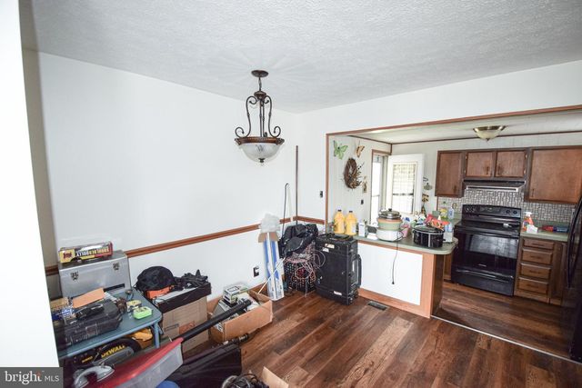 21 RIGHT AILERON, Baltimore, MD 21220