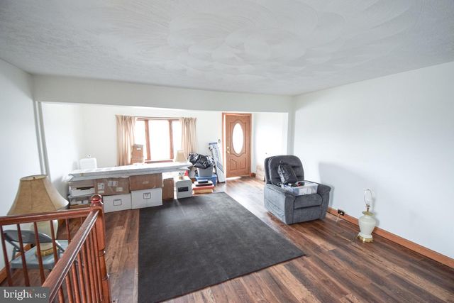 21 RIGHT AILERON, Baltimore, MD 21220