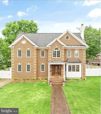 3332 FREEDOM PL, Falls Church, VA 22041