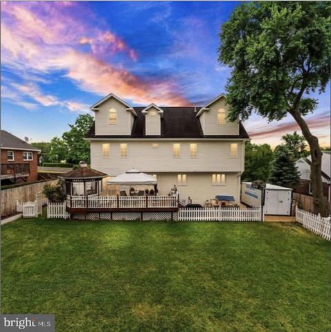 3332 FREEDOM PL, Falls Church, VA 22041