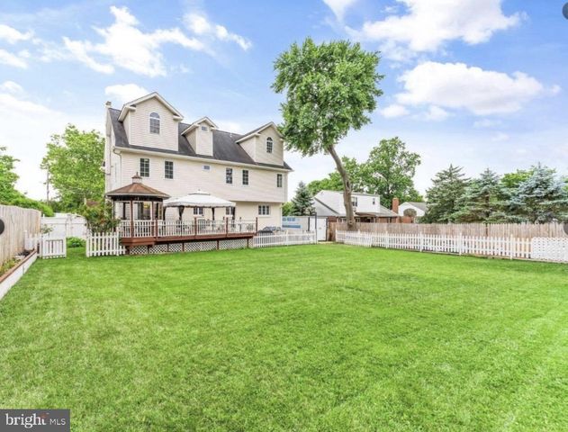 3332 FREEDOM PL, Falls Church, VA 22041