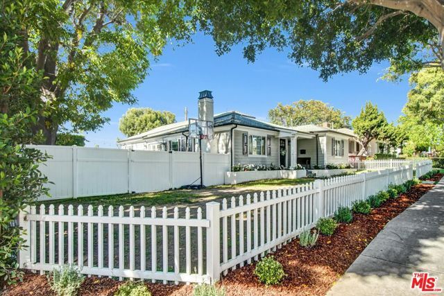 12233 Malone Street, Los Angeles, CA 90066
