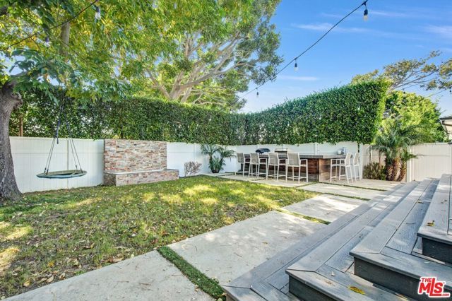 12233 Malone Street, Los Angeles, CA 90066