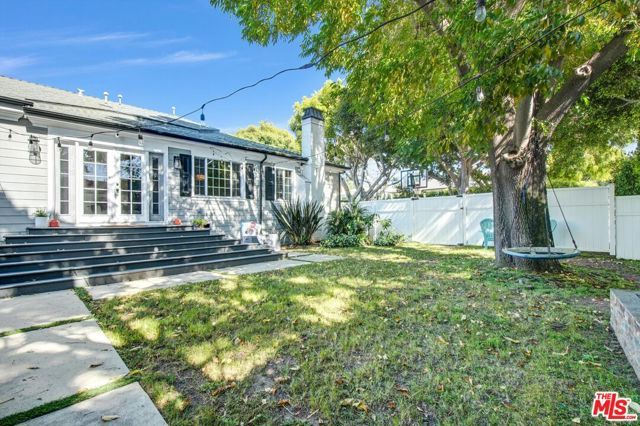 12233 Malone Street, Los Angeles, CA 90066