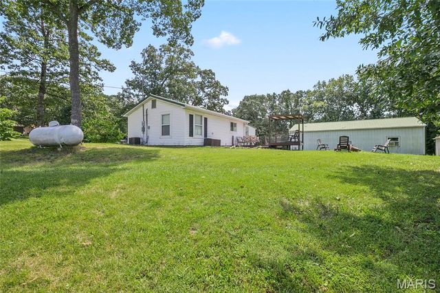 1145 Sunset Drive, Bloomsdale, MO 63627