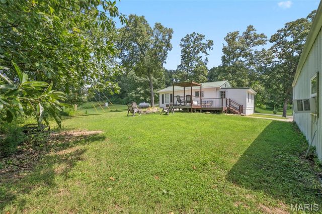 1145 Sunset Drive, Bloomsdale, MO 63627