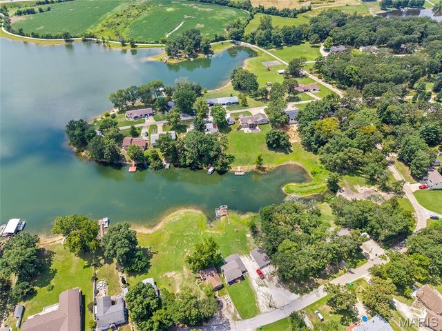 1145 Sunset Drive, Bloomsdale, MO 63627