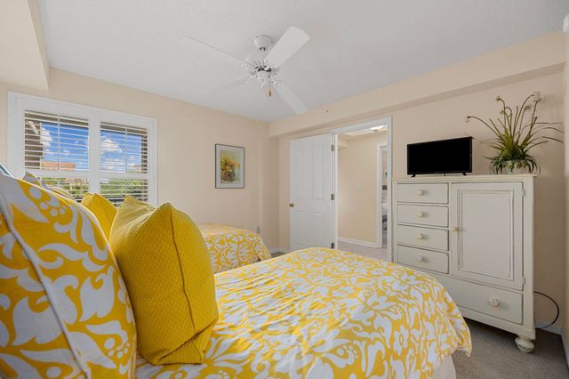 669 Retreat Beach Circle, Pawleys Island, SC 29585