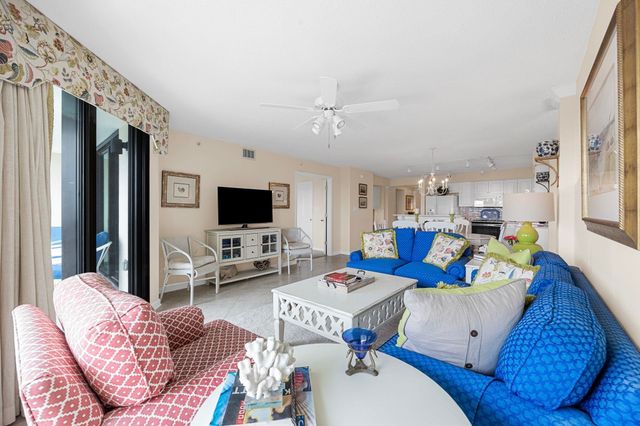 669 Retreat Beach Circle, Pawleys Island, SC 29585
