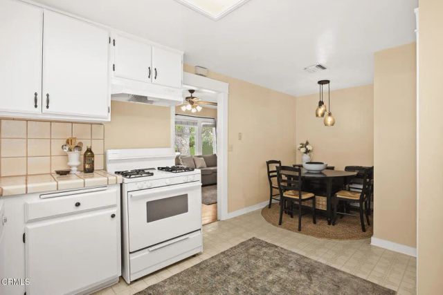 920 Adelaine Avenue, South Pasadena, CA 91030