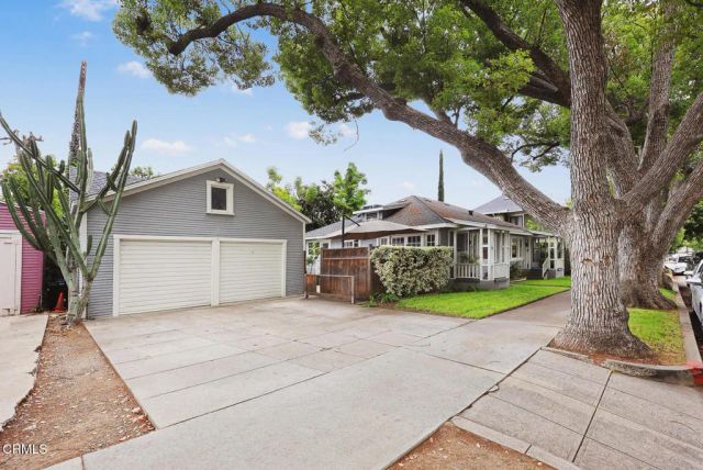 920 Adelaine Avenue, South Pasadena, CA 91030