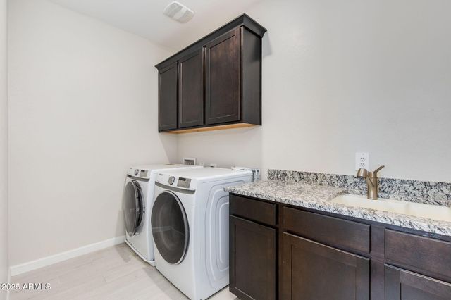 4819 E PADDOCK Place, Scottsdale, AZ 85254