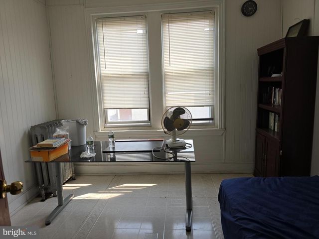 2139 S 7TH ST, Philadelphia, PA 19148