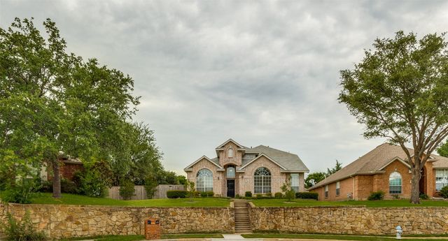 3301 Mosswood Drive, Plano, TX 75074