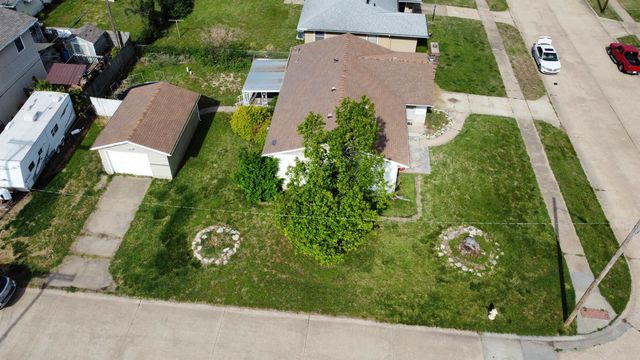 1107 Talley Dr, Salina, KS 67401