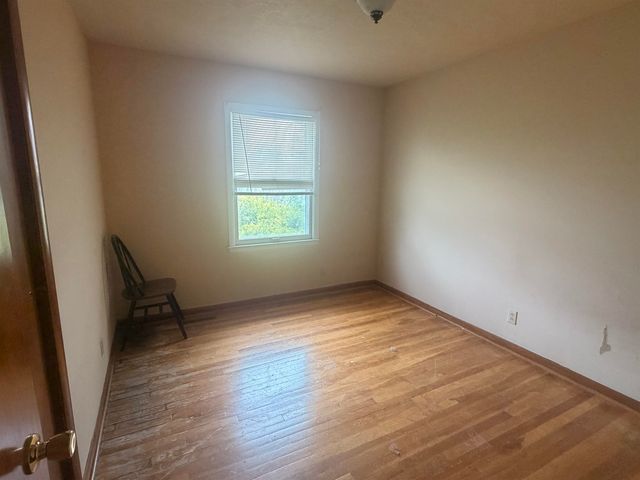 1107 Talley Dr, Salina, KS 67401