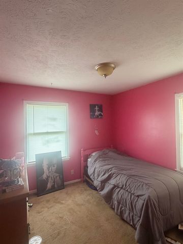 1107 Talley Dr, Salina, KS 67401