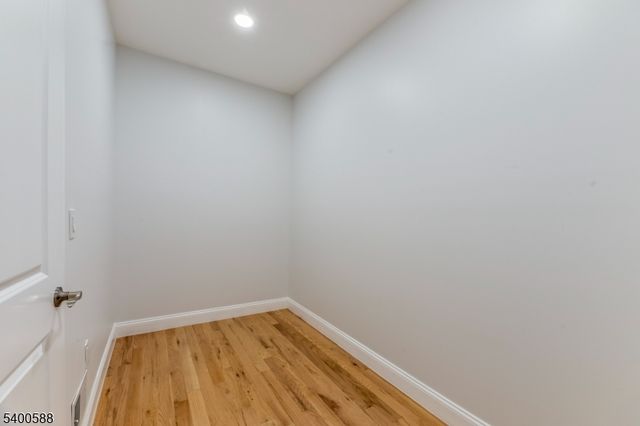 28 King George Rd, Warren Twp., NJ 07059