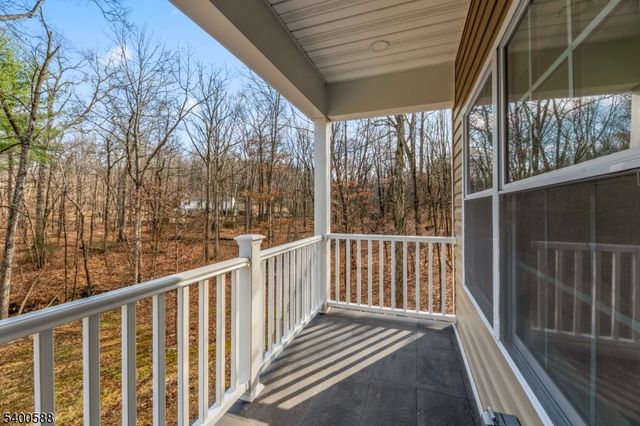 28 King George Rd, Warren Twp., NJ 07059