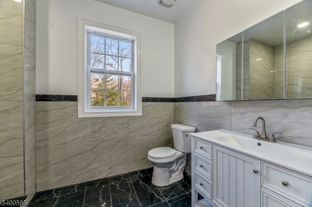 28 King George Rd, Warren Twp., NJ 07059