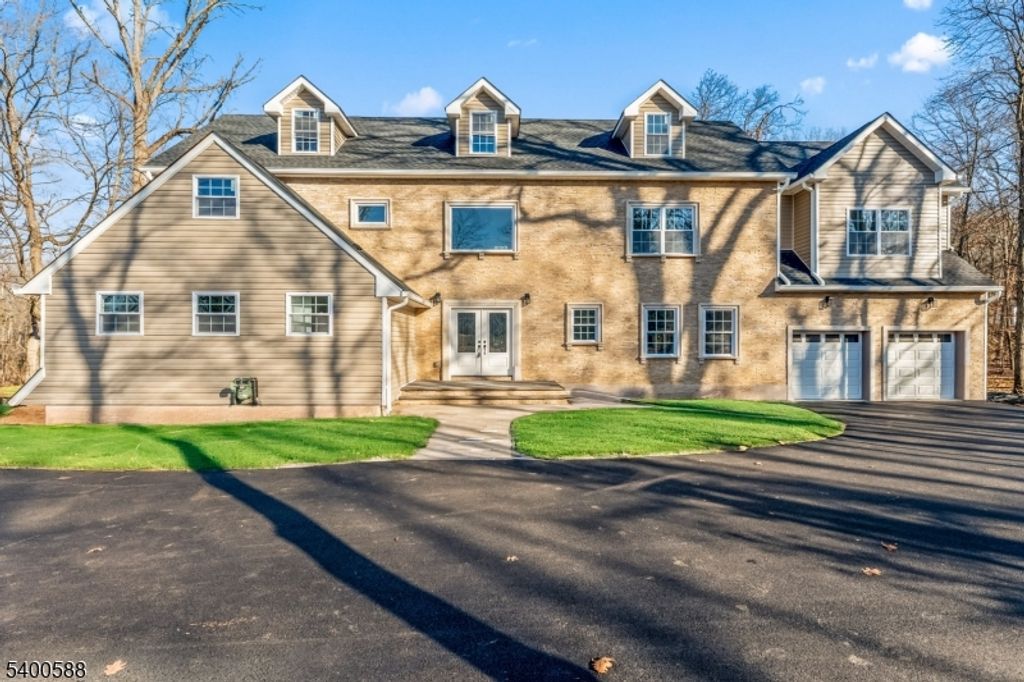 28 King George Rd, Warren Twp., NJ 07059