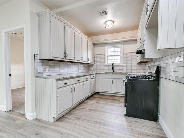 1308 N Market Avenue, Shawnee, OK 74801