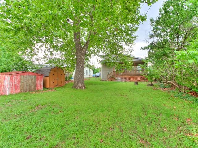 1308 N Market Avenue, Shawnee, OK 74801