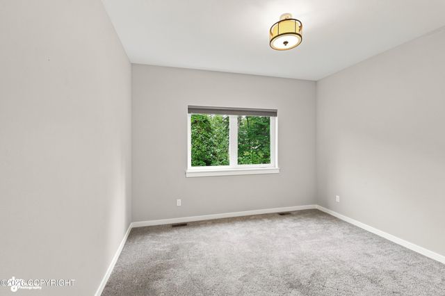 3326 S Vale Avenue, Wasilla, AK 99623