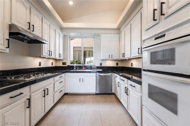 485 Indigo Springs Street, Henderson, NV 89014