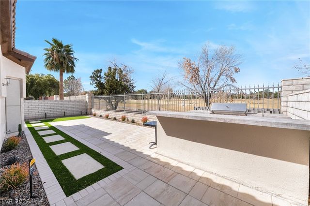 485 Indigo Springs Street, Henderson, NV 89014