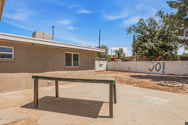 1525 Durazno Street, Las Cruces, NM 88001