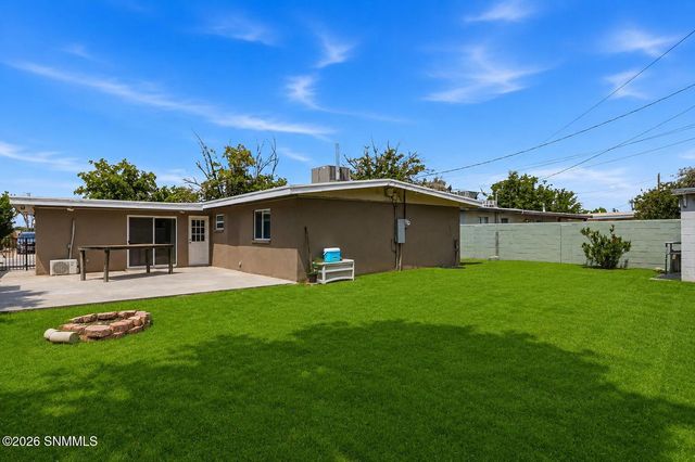 1525 Durazno Street, Las Cruces, NM 88001