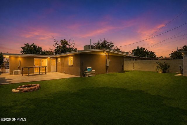 1525 Durazno Street, Las Cruces, NM 88001