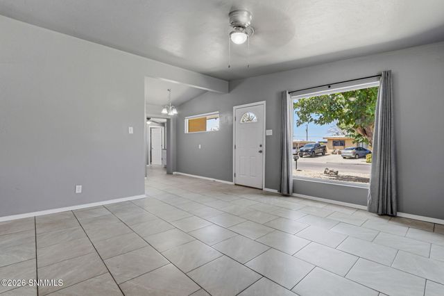 1525 Durazno Street, Las Cruces, NM 88001