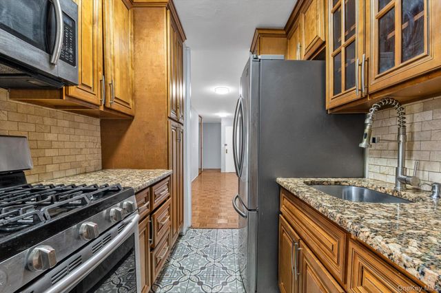 1019 Van Siclen Avenue 4D, Brooklyn, NY 11207