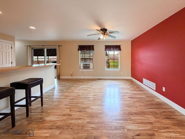 904 Ernie Court, Belgrade, MT 59714