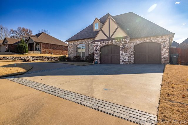3335 Bunker Street, Claremore, OK 74019