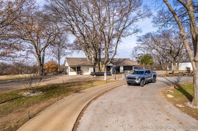 3335 Bunker Street, Claremore, OK 74019