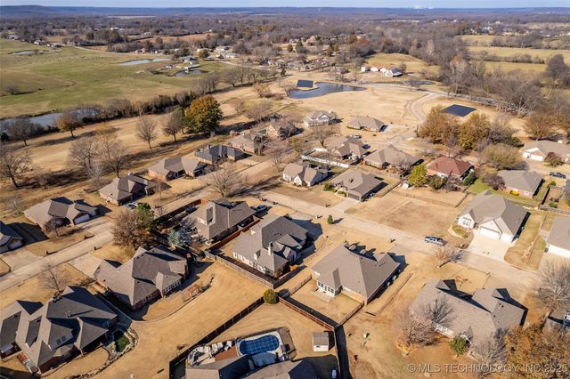 3335 Bunker Street, Claremore, OK 74019