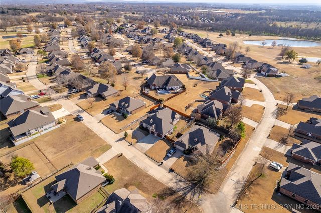 3335 Bunker Street, Claremore, OK 74019