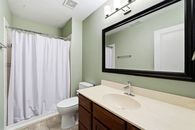 6267 Trinity Drive 2-D, Lisle, IL 60532