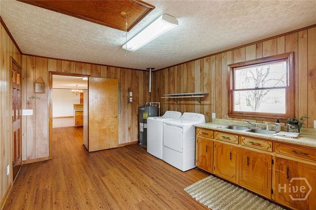 1719 98 Highway, Danielsville, GA 30633