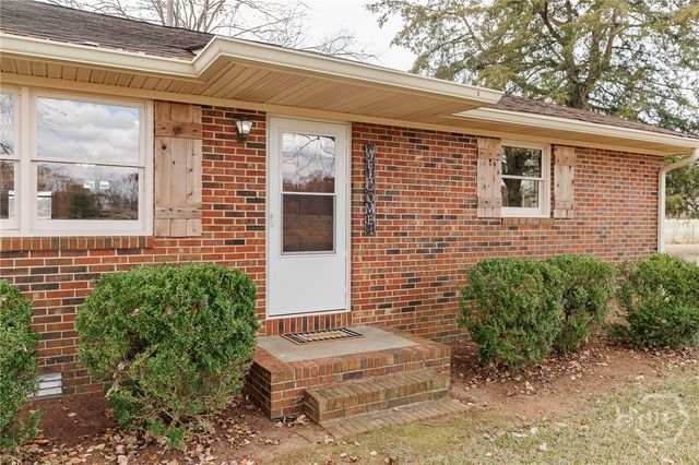 1719 98 Highway, Danielsville, GA 30633