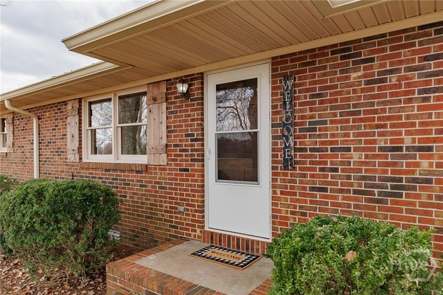 1719 98 Highway, Danielsville, GA 30633