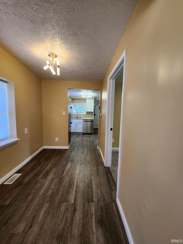 51622 Kenilworth Road, South Bend, IN 46637