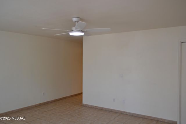 29 E Pastime Road, Tucson, AZ 85705