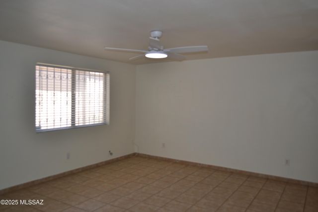 29 E Pastime Road, Tucson, AZ 85705