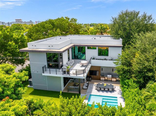 1875 NE 193rd Street, Miami, FL 33179