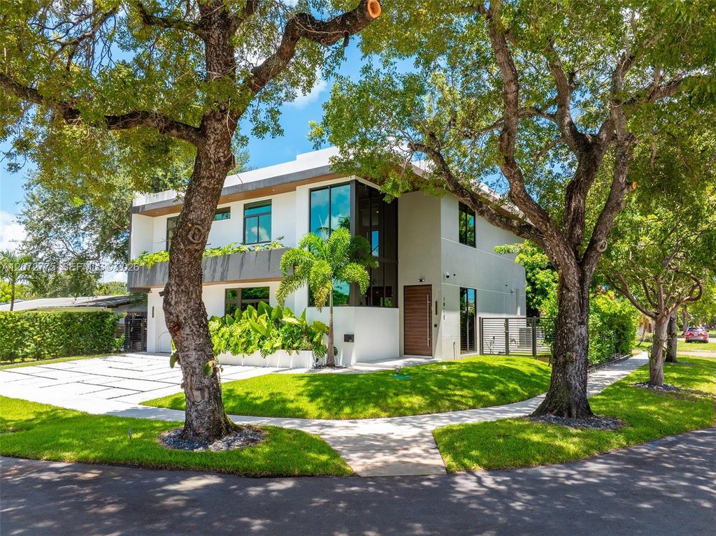 1875 NE 193rd Street, Miami, FL 33179
